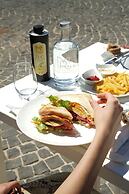 MelRose Relais