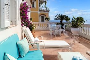 Villa Boheme Exclusive Luxury Suites
