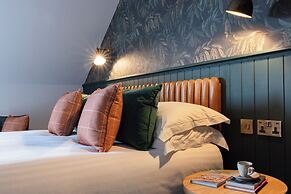 Bernwood Park Hotel