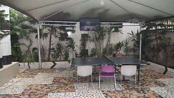 Royalview Hotel And Suites