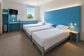 First Inn Hotel Les Ulis