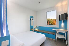 First Inn Hotel Les Ulis