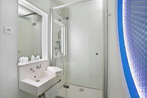 First Inn Hotel Les Ulis