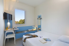 First Inn Hotel Les Ulis