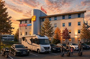 First Inn Hotel Les Ulis