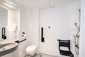 First Inn Hotel Les Ulis