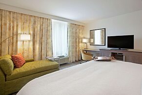 Hampton Inn & Suites Minneapolis / Downtown