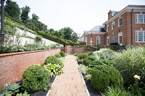 Albemarle Estate at Trump Winery