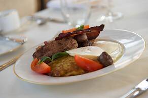 Albemarle Estate at Trump Winery