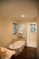 Albemarle Estate at Trump Winery