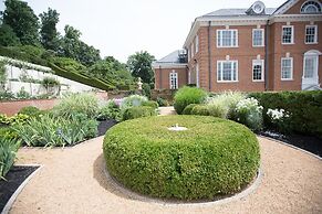 Albemarle Estate at Trump Winery