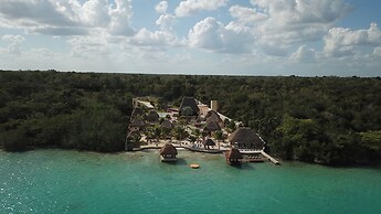 Bacalar Lagoon Resort