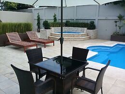 Timeless Hotel Boutique