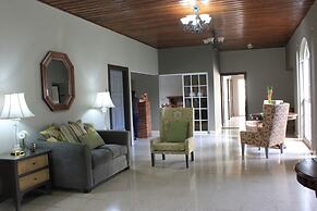 Timeless Hotel Boutique