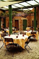 Hôtel Restaurant Les Orangeries