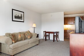 Travelers Place Inn & Suites