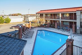 Red Roof Inn & Suites Scottsboro