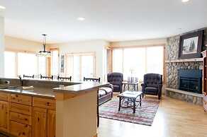 Cove Point Lodge