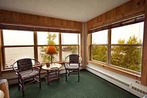 Cove Point Lodge