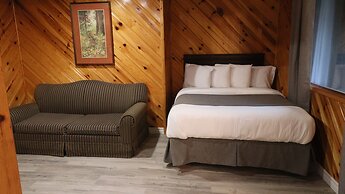 Algonquin Lakeside Inn