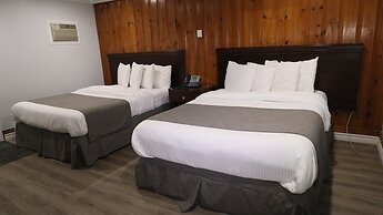 Algonquin Lakeside Inn