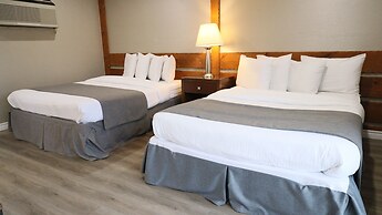 Algonquin Lakeside Inn