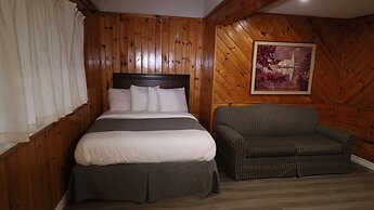 Algonquin Lakeside Inn