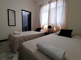 Del Sol Suites & Apartments