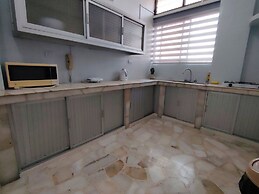 Del Sol Suites & Apartments