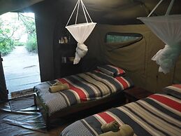 Caprivi Houseboat Safari Lodge