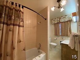 River Ranch Lodge & Restaurant