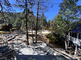 River Ranch Lodge & Restaurant