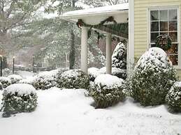 Kirkwood Inn