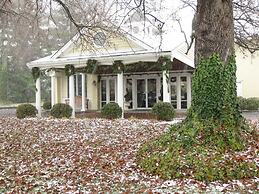 Kirkwood Inn
