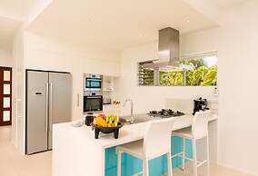 Crystal Blue Lagoon Villas