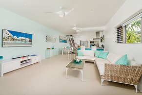 Crystal Blue Lagoon Villas