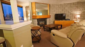 Royal Harbour Resort