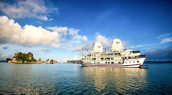 Signature Royal Halong Cruise