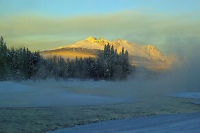 Silvern Lake Trail Bed & Breakfast