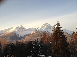 Silvern Lake Trail Bed & Breakfast