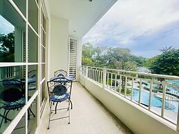 Summer Huahin Condo Pool View by Dome