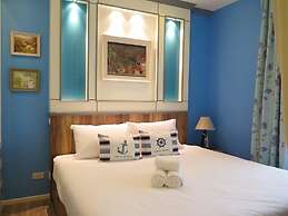 Summer Huahin Condo Pool View by Dome