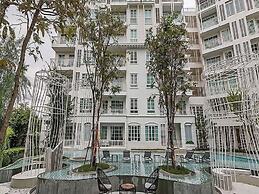 Summer Huahin Condo Pool View by Dome