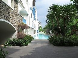 Chelona Huahin Condo Garden View by Dome