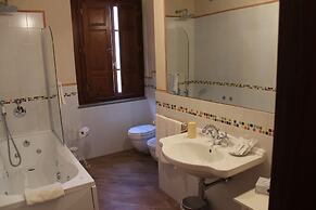 La Cantina Relais - Fattoria Il Cipresso