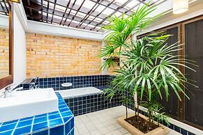 Botany Beach Resort Pattaya