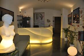 Dolce Vita Suites Hotel