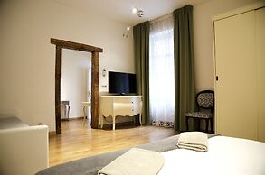 Dolce Vita Suites Hotel