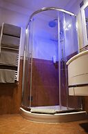 Dolce Vita Suites Hotel