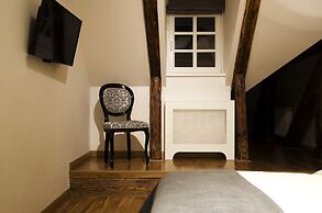 Dolce Vita Suites Hotel